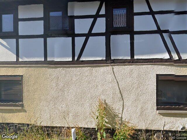 Zwangsversteigerung: kleines Fachwerkhaus in Neumark