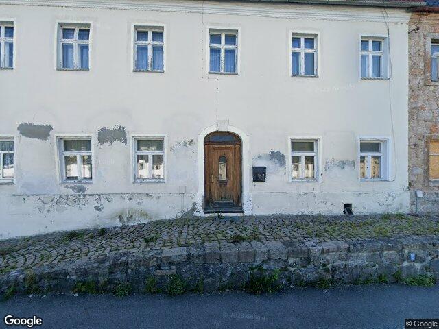 Zwangsversteigerung: Mehrfamilienhaus in Kirchbberg