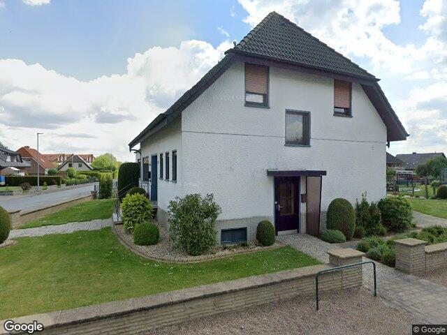 Zwangsversteigerung: Zweifamilienhaus in Bünde, Holsen