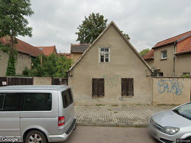 Zwangsversteigerung: nicht mehr bewohnbares Wohnhaus und Ackerflächen in Lützen