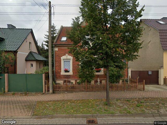 Zwangsversteigerung: Einfamilienhaus, Zweifamilienhaus in Güsen