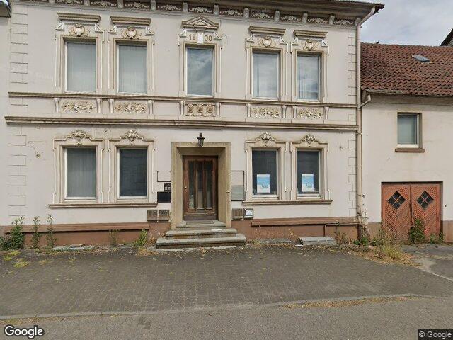 Zwangsversteigerung: bebauter Hofraum in Neuenrade
