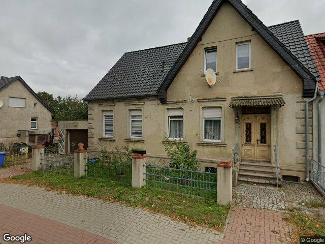 Zwangsversteigerung: Einfamilienhaus in Güsen