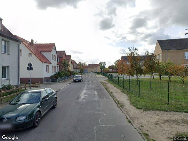Zwangsversteigerung: unterkellertes, zweigeschossiges Gewerbegebäude mit teilausgebautem Dachgeschoss in Osterburg