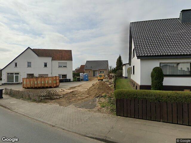 Zwangsversteigerung: Einfamilienhaus in Hüllhorst, Oberbauerschaft