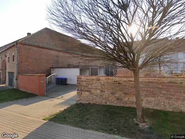 Zwangsversteigerung: Mehrfamilienhaus in Ausleben, OT Warsleben