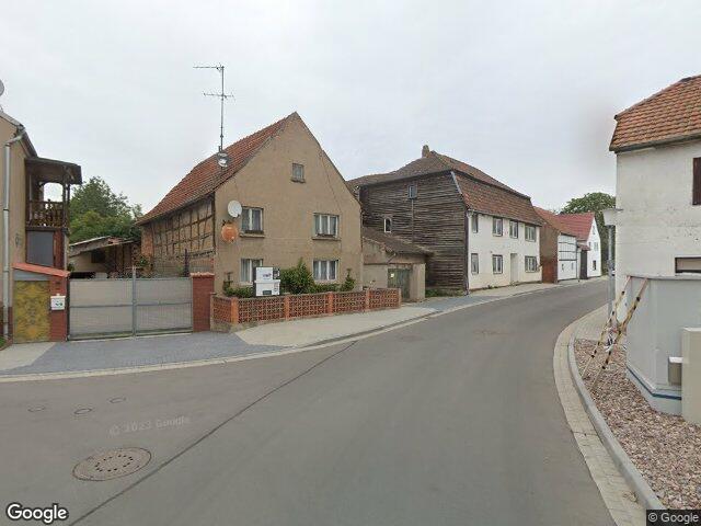 Zwangsversteigerung: Zweifamilienhaus in Werningshausen