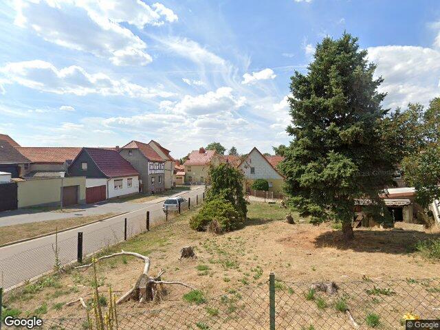 Zwangsversteigerung: Einfamilienhaus in Bad Frankenhausen , Ichstedt