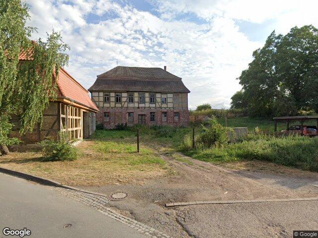 Zwangsversteigerung: ehem. Forsthaus, Scheune, Wirtschaftsgebäude in Kyffhäuserland , Bendeleben