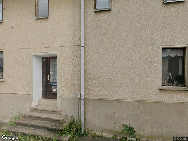 Zwangsversteigerung: Einfamilienhaus in Am Ettersberg, Vippachedelhausen