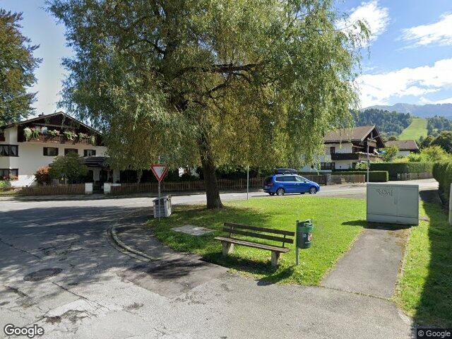 Zwangsversteigerung: Eigentumswohnung (3 bis 4 Zimmer), Kfz-Stellplatz (Tiefgarage) in Garmisch-Partenkirchen