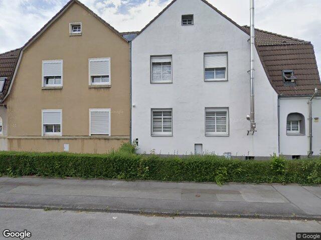Zwangsversteigerung: Zweifamilienhaus, Doppelhaushälfte in Dortmund, Eving