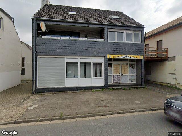 Zwangsversteigerung: Wohn-/Geschäftshaus in Kamp-Lintfort