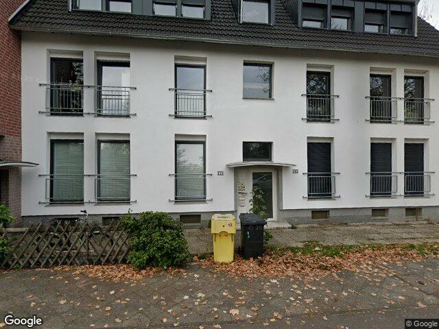 Zwangsversteigerung: Garage, Eigentumswohnung (3 bis 4 Zimmer) in Neuss