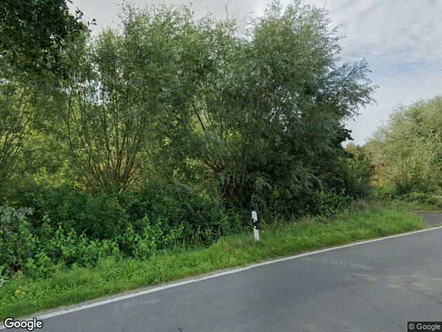 Zwangsversteigerung: Garage, Gewerbeeinheit (z.B. Laden, Büro), Einfamilienhaus in Lippstadt, Benninghausen