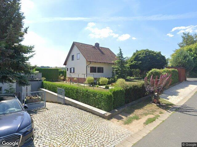 Zwangsversteigerung: Einfamilienhaus in Bad Köstritz