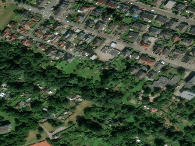 Zwangsversteigerung: land- und forstwirtschaftlich genutztes Grundstück in Bad Homburg, Kirdorf