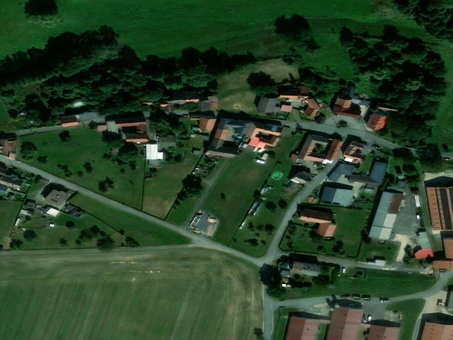 Zwangsversteigerung: land- und forstwirtschaftlich genutztes Grundstück in Lindnkreuz, Rothenbach
