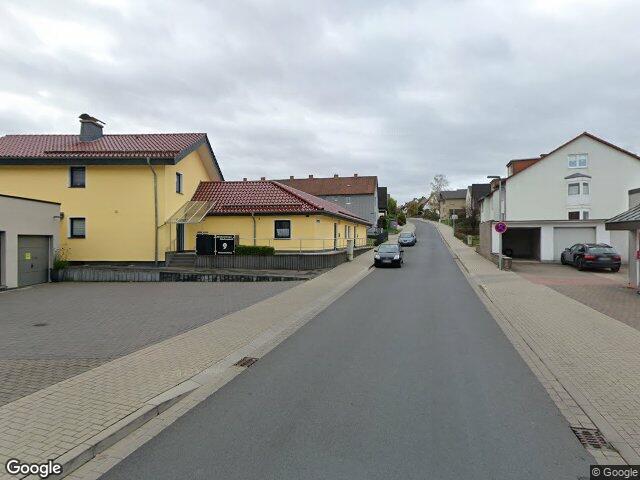 Zwangsversteigerung: Wohnhaus mit Anbau und Baugrundstück in Extertal, Bösingfeld