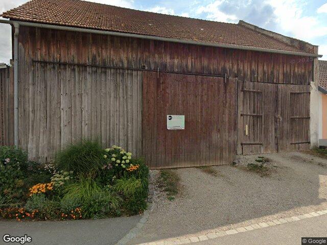 Zwangsversteigerung: Mehrfamilienhaus in Altmannstein-Steinsdorf