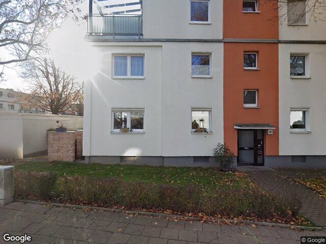 Zwangsversteigerung: Eigentumswohnung (3 bis 4 Zimmer), Mehrfamilienhaus in Essen