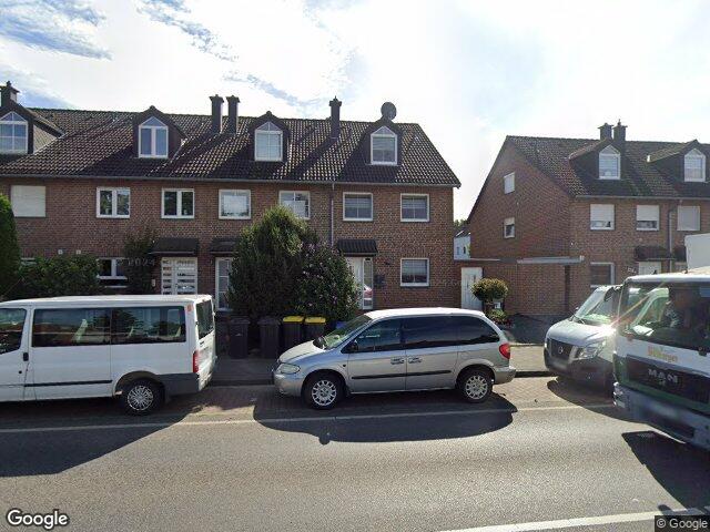 Zwangsversteigerung: Reihenhaus, Einfamilienhaus, Garage in Mönchengladbach, Rheindahlen