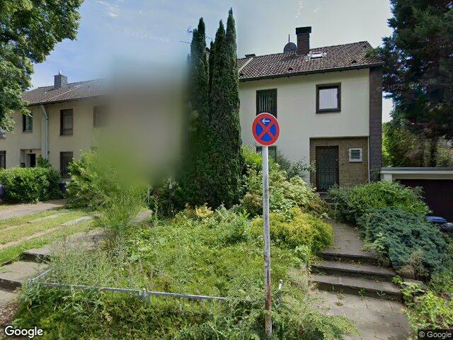 Zwangsversteigerung: Garage, Einfamilienhaus in Köln, Mülheim