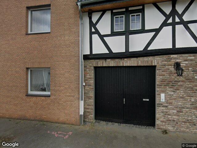 Zwangsversteigerung: unbebautes Grundstück, unbebautes Grundstück, Kfz-Stellplatz, Einfamilienhaus in Wachtberg, Fritzdorf