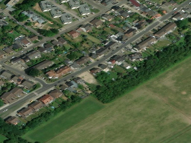 Zwangsversteigerung: Garage, Mehrfamilienhaus in Bergheim, Quadrath-Ichendorf