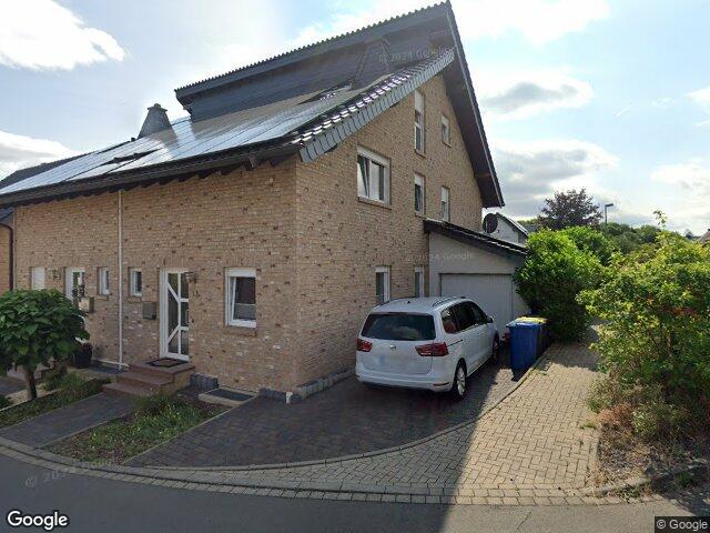Zwangsversteigerung: Doppelhaushälfte in Mechernich, Kommern