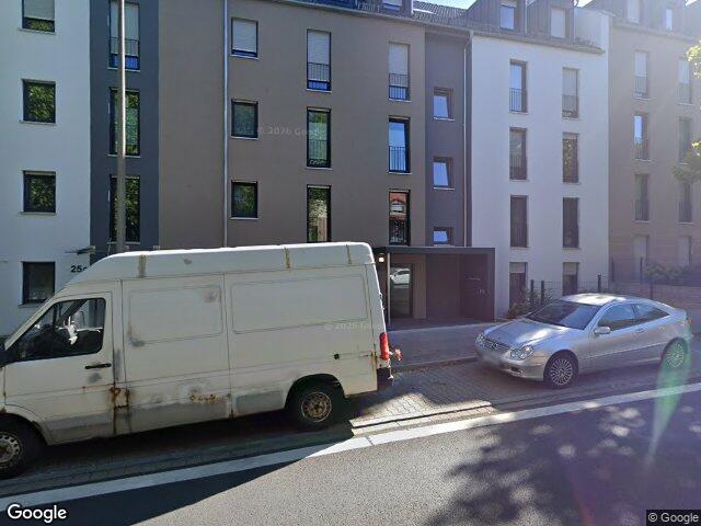 Zwangsversteigerung: Eigentumswohnung (1 bis 2 Zimmer), Kfz-Stellplatz (Tiefgarage) in Fürth