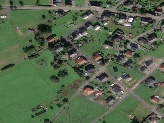 Zwangsversteigerung: freistehendes unterkellertes Wohnhaus in Oberrod
