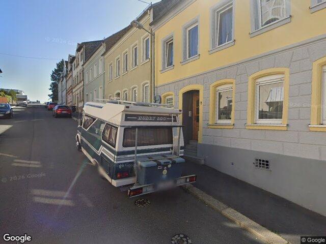 Zwangsversteigerung: Wohnhaus mit Garage in Helmbrechts