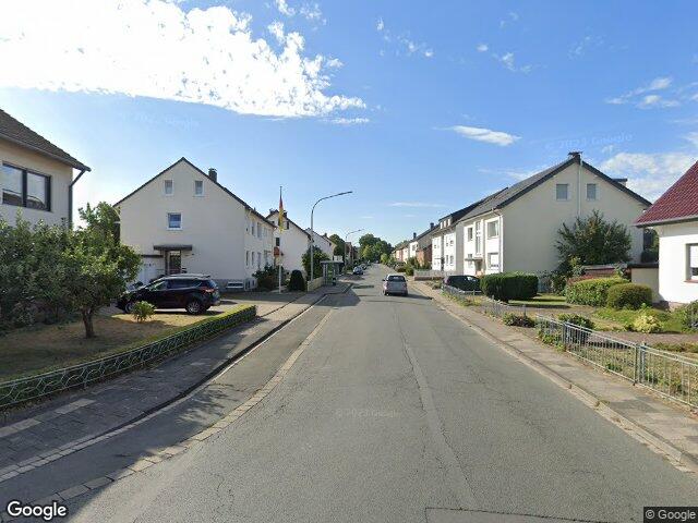 Zwangsversteigerung: Zweifamilienhaus, Garage in Paderborn, Elsen