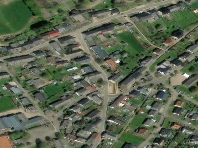 Zwangsversteigerung: Wohn-/Geschäftshaus, Gewerbeeinheit (z.B. Laden, Büro) in Mandern
