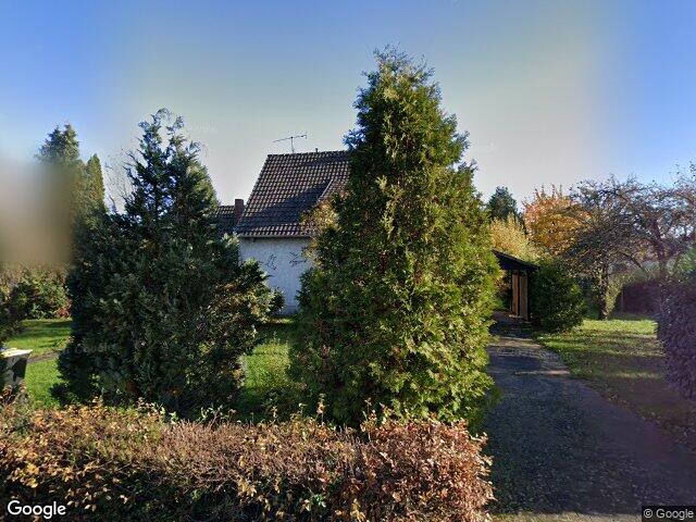 Zwangsversteigerung: Garage, Einfamilienhaus mit mehreren Anbauten und Nebengebäuden, Carport in Euskirchen, Kleinbüllesheim