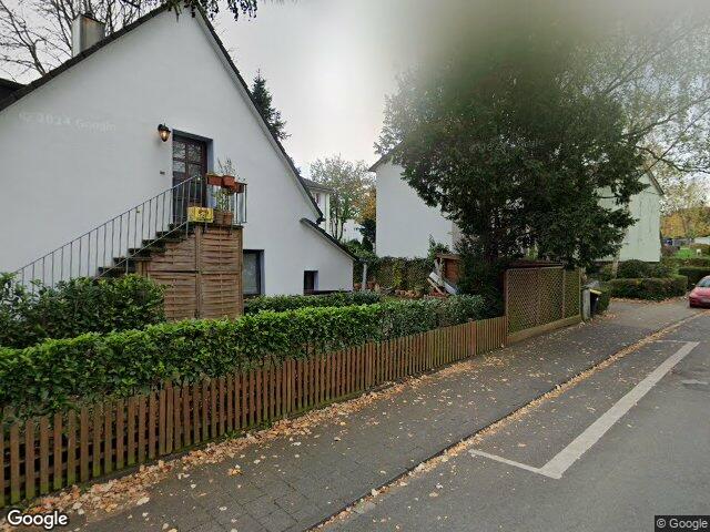 Zwangsversteigerung: Einfamilienhaus in Mülheim an der Ruhr, Saarn