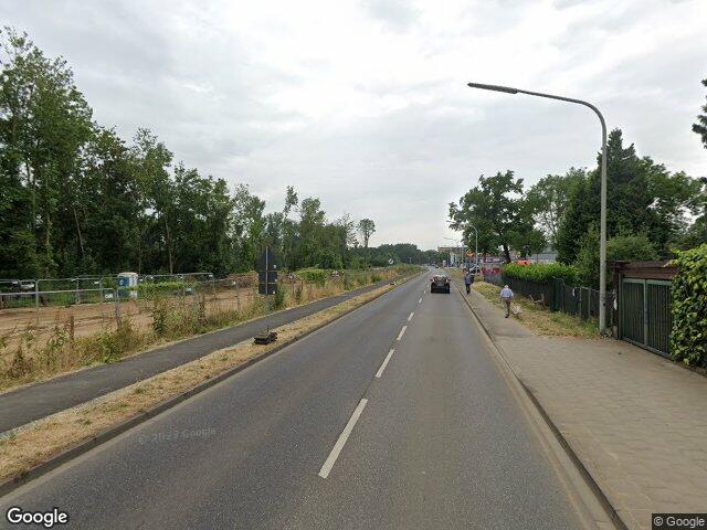 Zwangsversteigerung: lediglich Kellergeschoss, Brandruine in Mönchengladbach, Geneicken