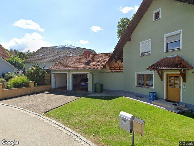 Zwangsversteigerung: Einfamilienhaus in Steinberg