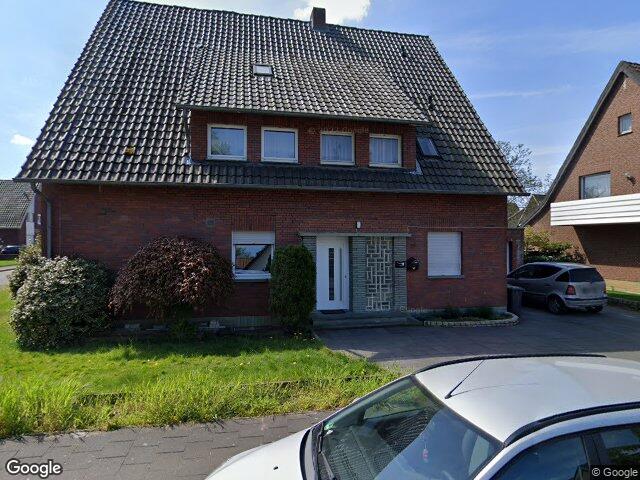 Zwangsversteigerung: Zweifamilienhaus, Garage in ;Harsewinkel;Marienfeld