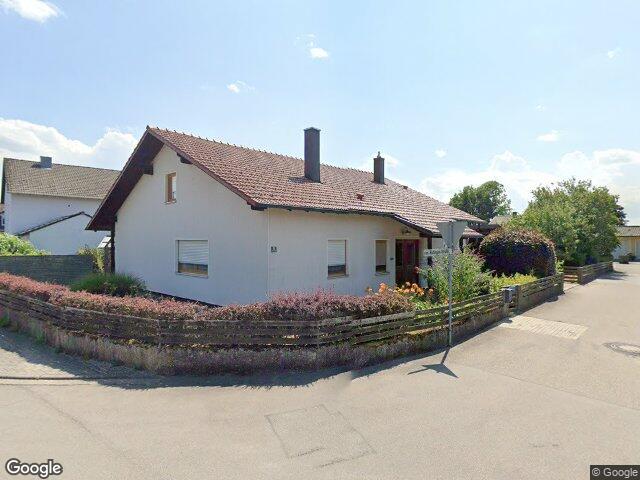 Zwangsversteigerung: Eigentumswohnung (3 bis 4 Zimmer), Garage in Kirchdorf am Inn