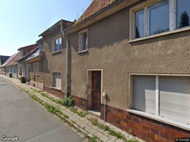 Zwangsversteigerung: Einfamilienhaus in Arnstein, Sandersleben