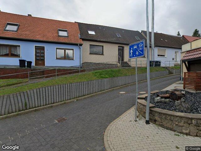Zwangsversteigerung: Einfamilienhaus, Doppelhaushälfte in Hettstedt