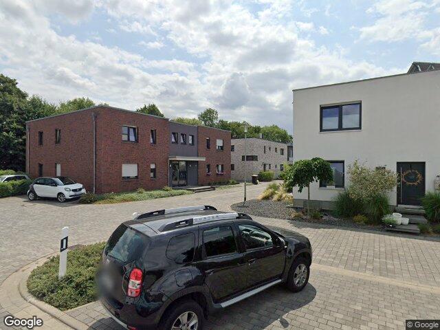 Zwangsversteigerung: Garage, Einfamilienhaus in Wachtendonk