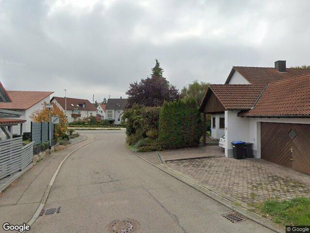 Zwangsversteigerung: Eigentumswohnung (3 bis 4 Zimmer) in Crailsheim, Rossfeld