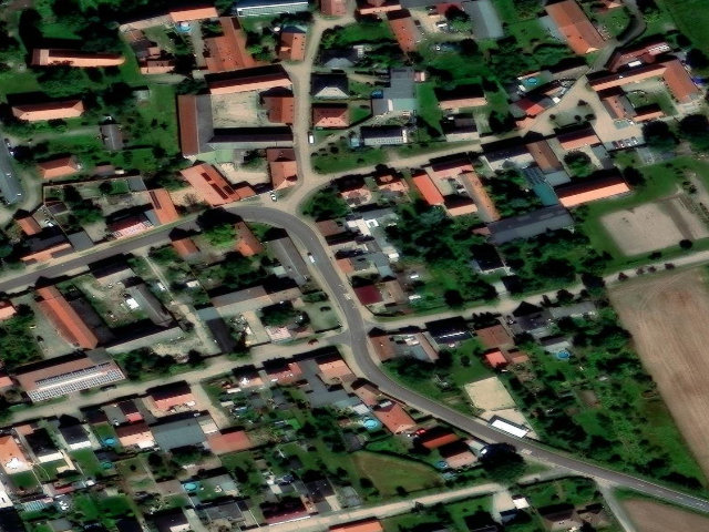 Zwangsversteigerung: Wohn-/Geschäftshaus in Schartau