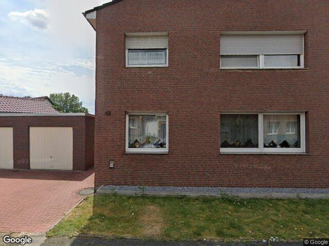 Zwangsversteigerung: Zweifamilienhaus in Selm