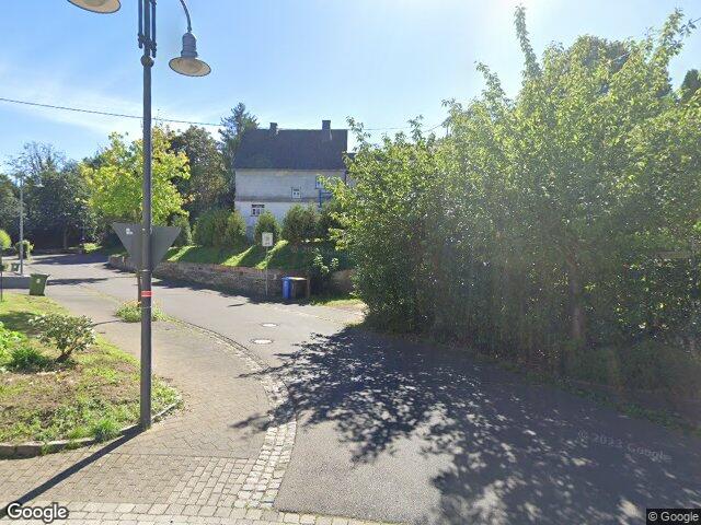 Zwangsversteigerung: Einfamilienhaus, freistehendes, unterkellertes in Beltheim-Frankweiler