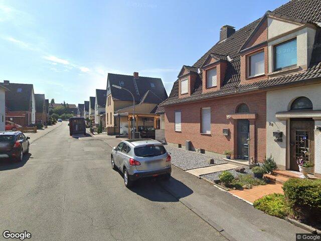 Zwangsversteigerung: Zweifamilienhaus, Doppelhaushälfte in Dortmund, Wickede