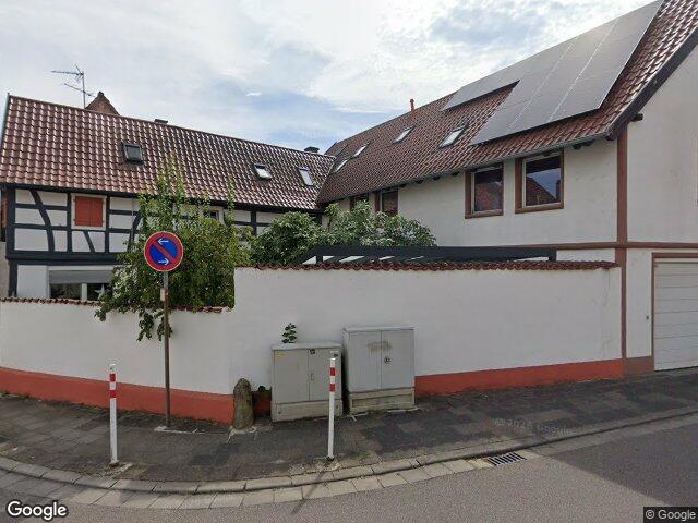 Zwangsversteigerung: Einfamilienhaus in Jockgrim